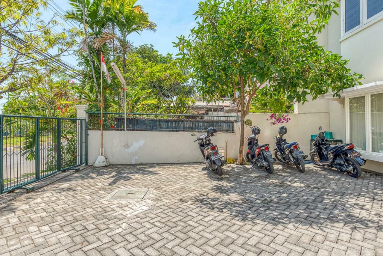 Reddoorz Near Untag Surabaya Hotel Luaran gambar