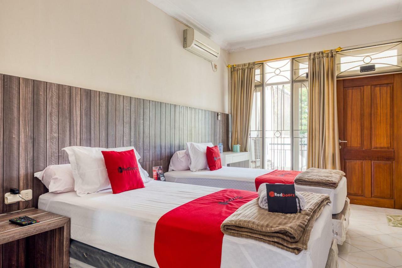 Reddoorz Near Untag Surabaya Hotel Luaran gambar