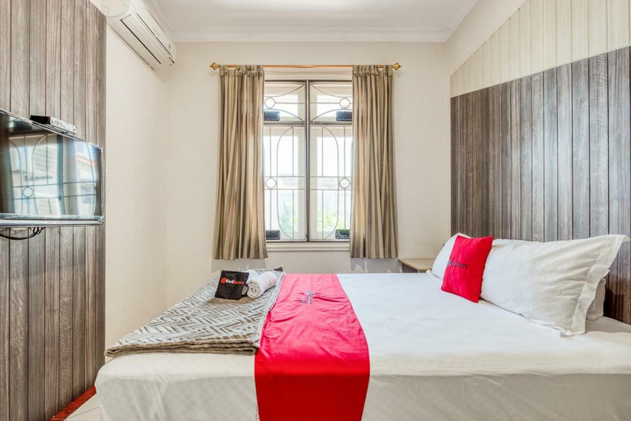 Reddoorz Near Untag Surabaya Hotel Luaran gambar